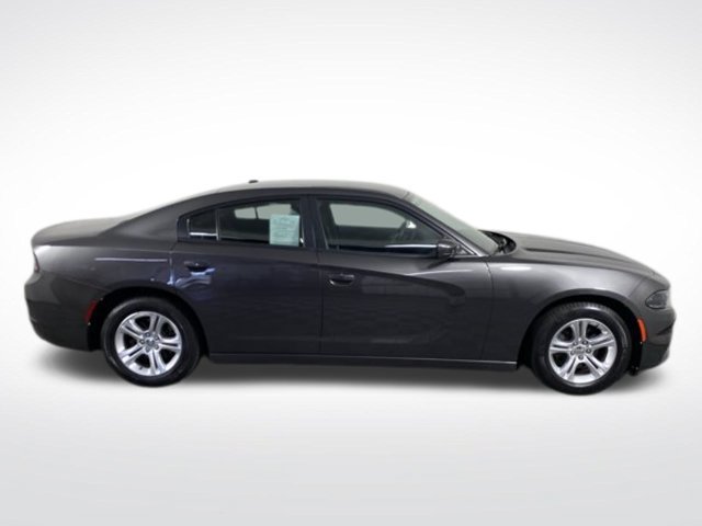 Used 2020 Dodge Charger SXT RWD image 7