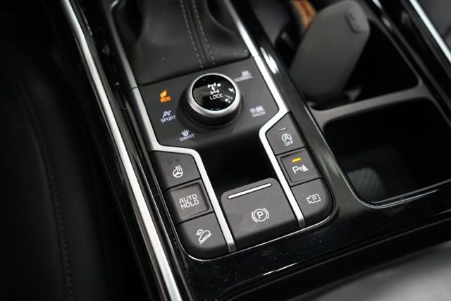 Used 2025 Kia Sorento SX Prestige image 32