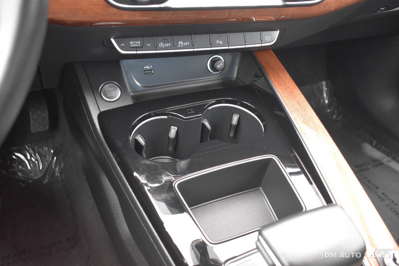 Used 2022 Audi A4 2.0T Premium AWD/4WD image 25