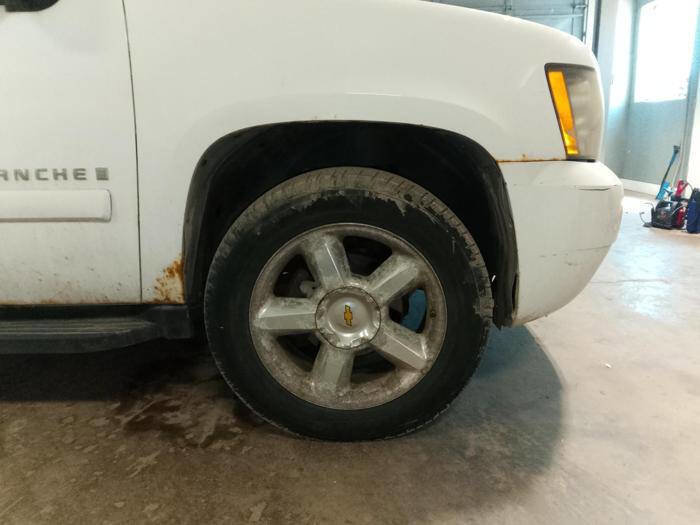 Used 2007 Chevrolet Avalanche LT w/ LT Preferred Equipment Group AWD/4WD image 14