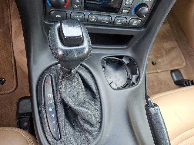 Used 2001 Chevrolet Corvette Coupe w/ Preferred Equipment Group2 image 13