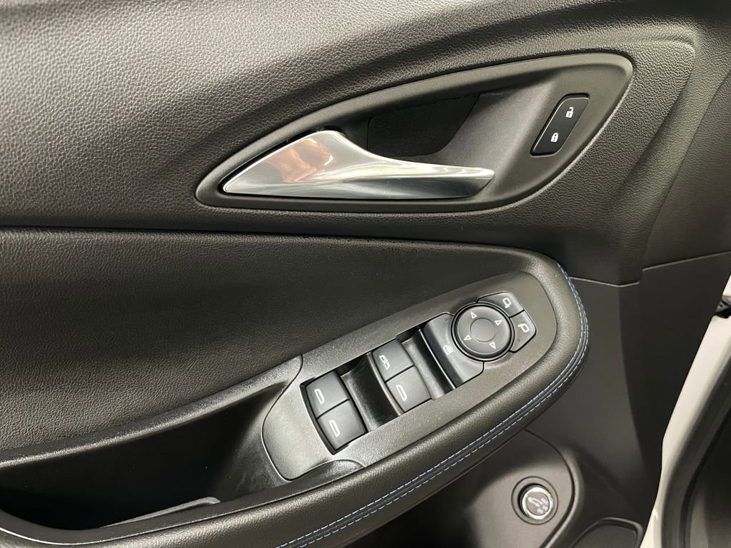 Certified 2026 Buick Encore GX Sport Touring w/ Advanced Technology Package FWD image 24
