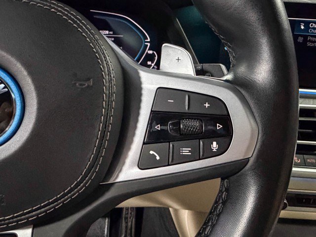 Used 2022 BMW X5 xDrive45e w/ M Sport Package image 25