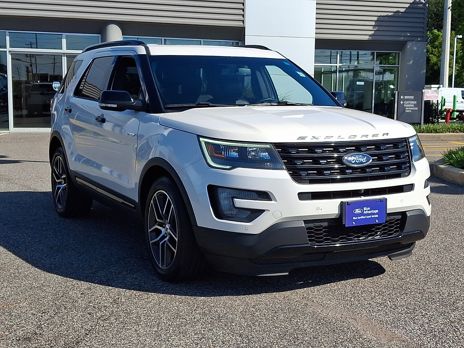 Certified 2017 Ford Explorer Sport w/ Equipment Group 401A AWD/4WD image 2