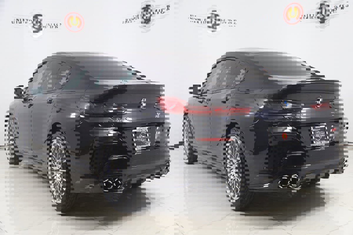 Used 2024 BMW ALPINA B8 xDrive Gran Coupe image 4
