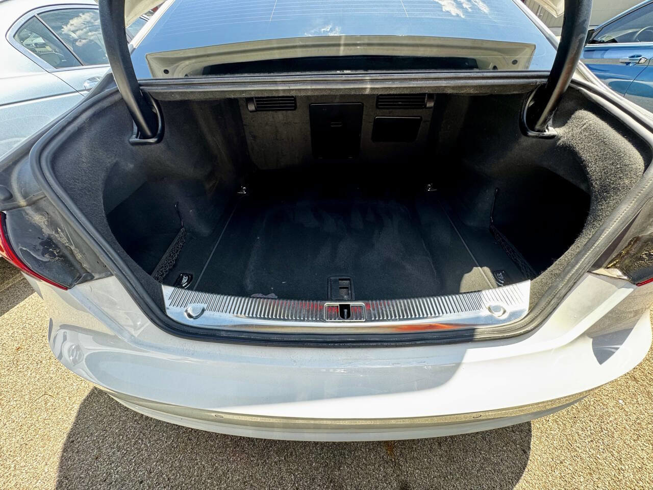 Used 2016 Audi A8 L 3.0T w/ Executive Package image 12