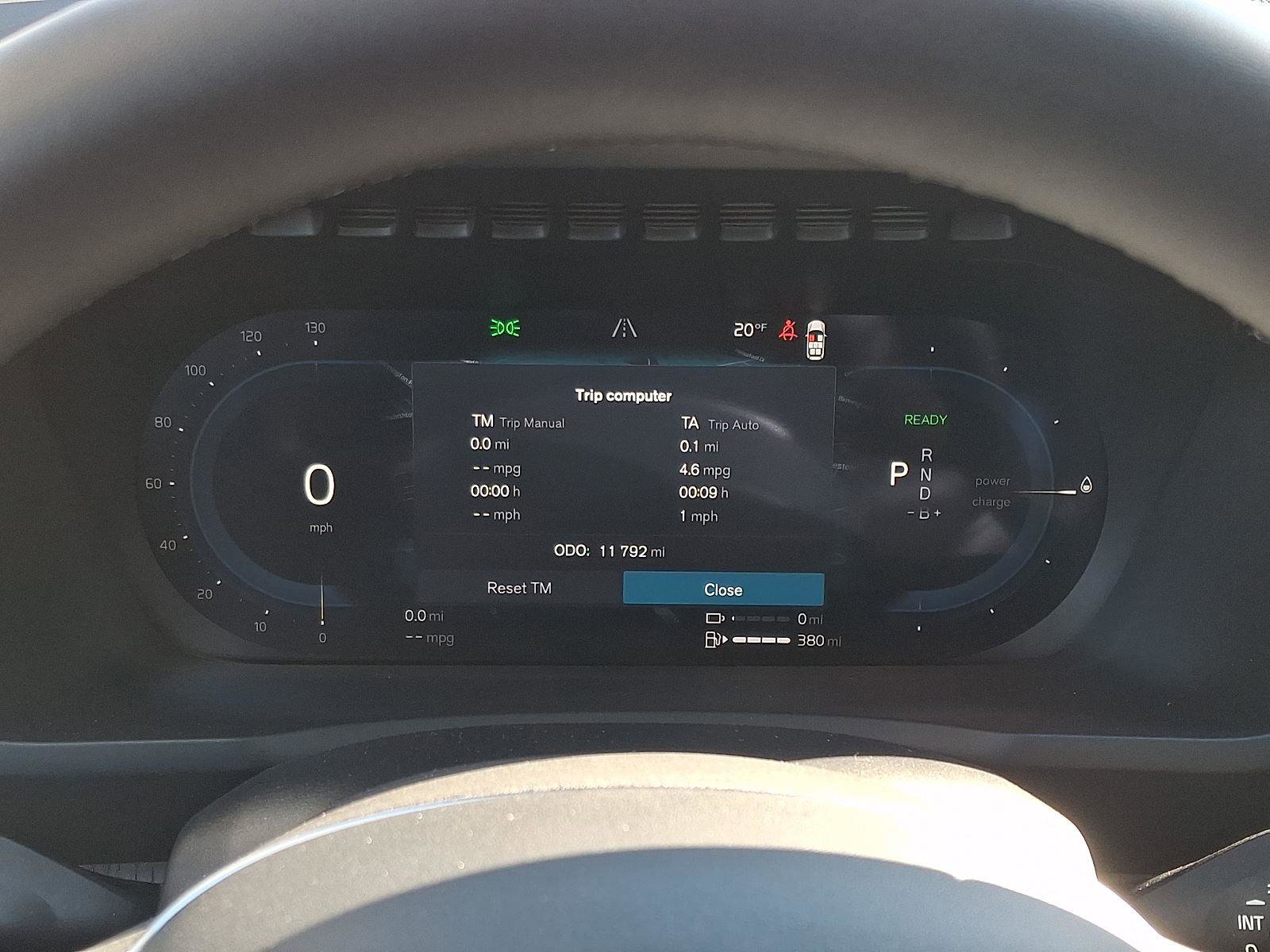 Certified 2025 Volvo XC90 T8 Ultra image 23