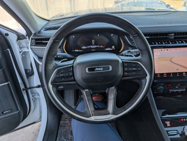 Used 2022 Jeep Grand Cherokee L Limited w/ Trailer Tow Group (B) image 11