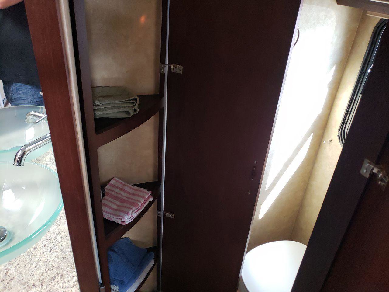 Used 2008 Freightliner Sprinter 3500 image 41