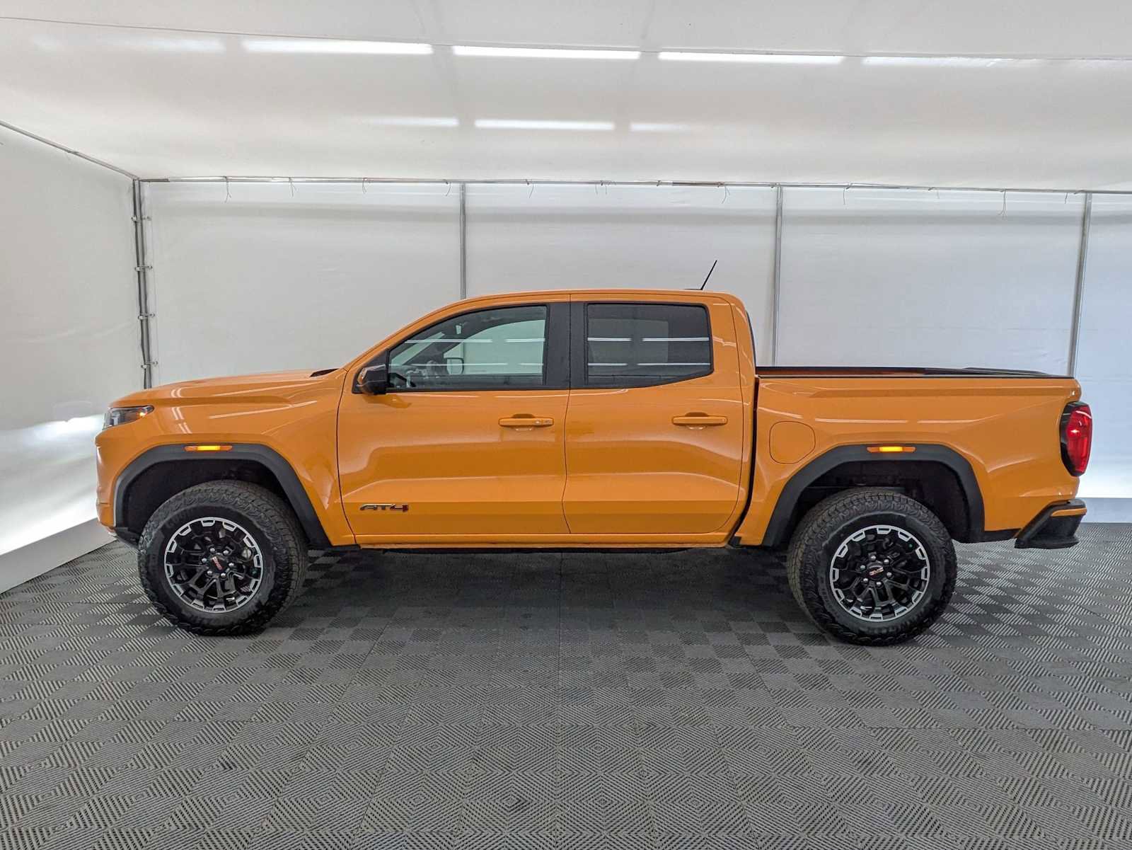 Used 2026 GMC Canyon AT4 w/ Technology Plus Package AWD/4WD image 3