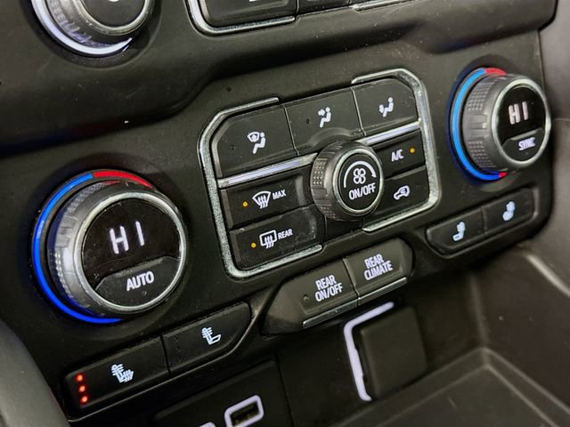 Used 2021 Chevrolet Suburban Z71 w/ Luxury Package image 18