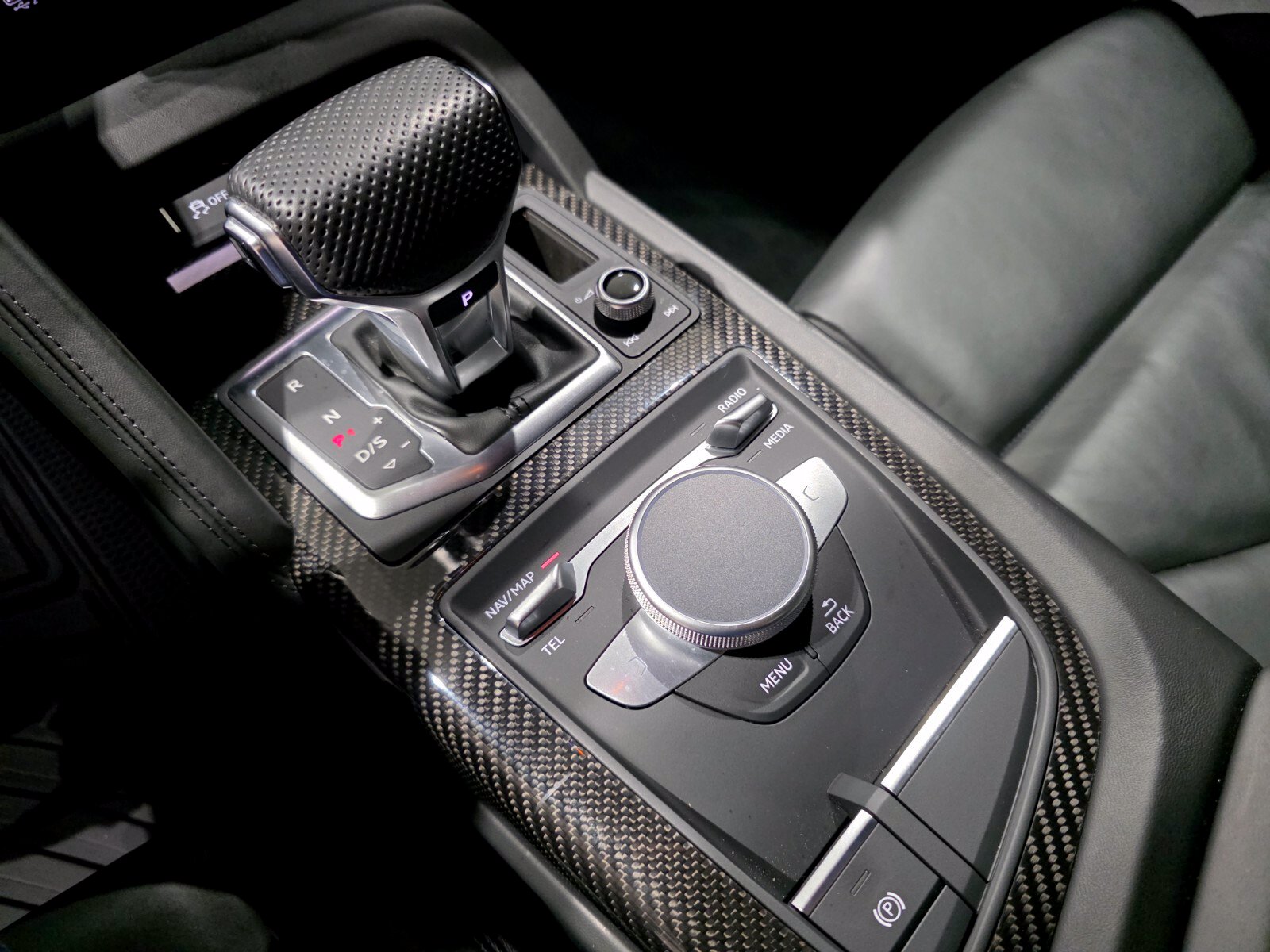 Used 2020 Audi R8 V10 w/ Carbon Exterior Package AWD/4WD image 17