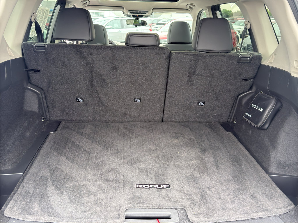 Certified 2023 Nissan Rogue SV w/ SV Premium B Package AWD/4WD image 36