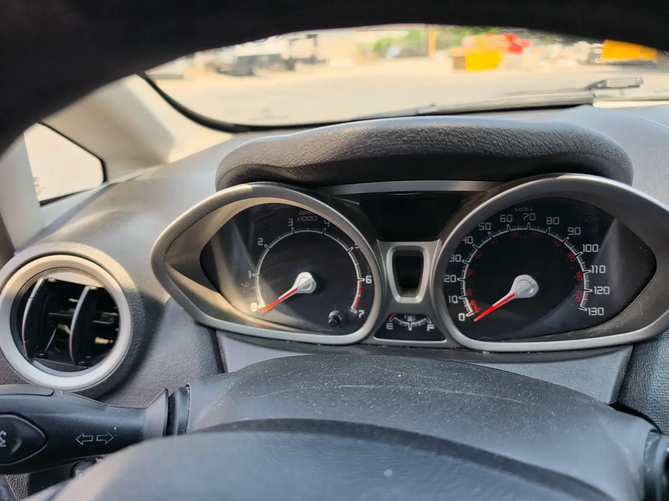 Used 2012 Ford Fiesta SE FWD image 23