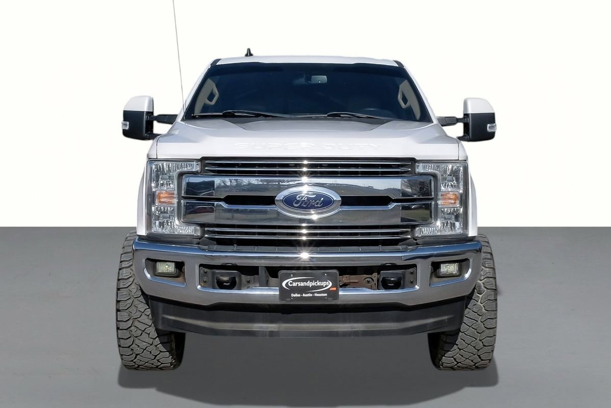 Used 2019 Ford F250 Lariat w/ Lariat Value Package image 3