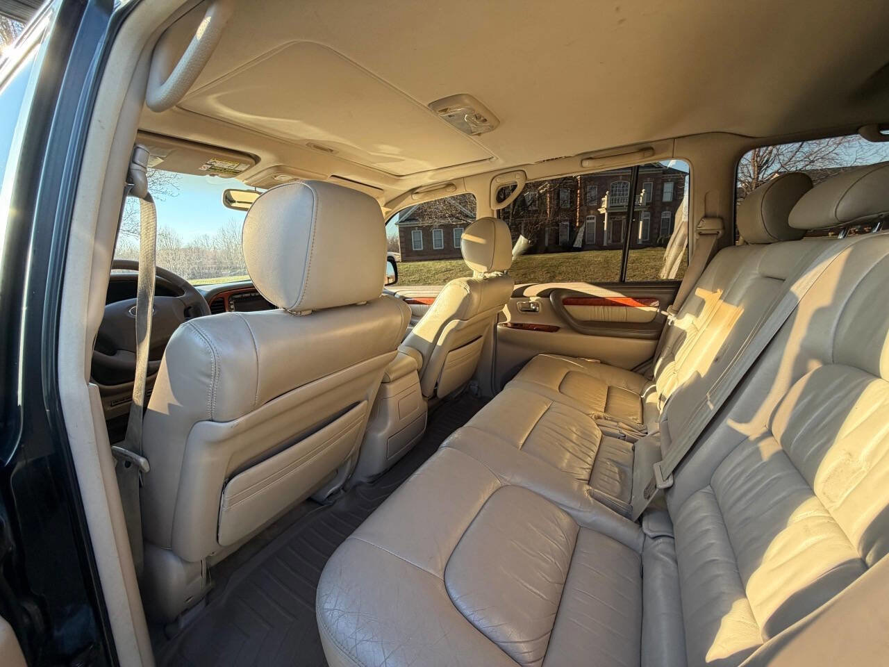 Used 2002 Lexus LX 470 Base 4WD 4dr SUV image 35