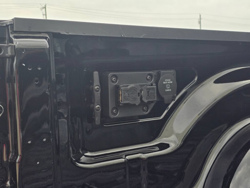 Used 2026 RAM 3500 Longhorn w/ Towing Technology Group AWD/4WD image 13