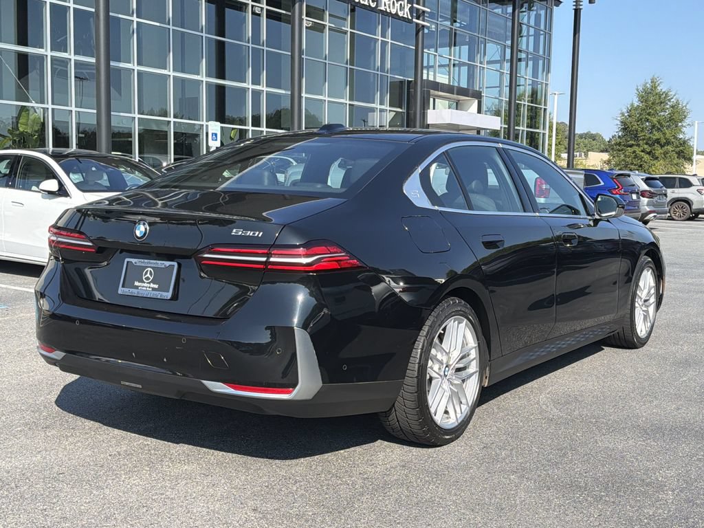 Used 2024 BMW 530i RWD image 3