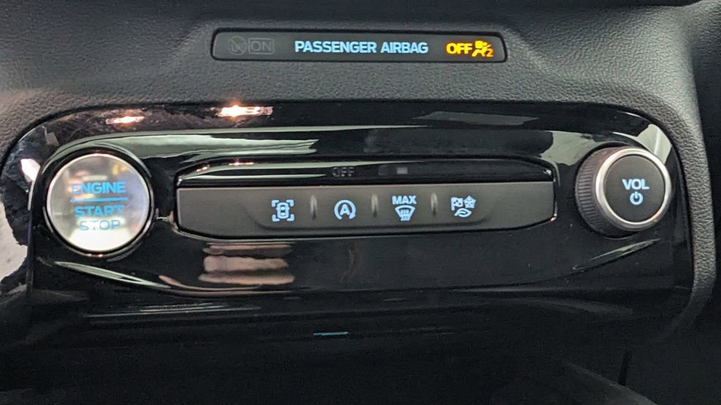 Certified 2023 Ford Escape ST-Line w/ Tech Pack #1 image 29