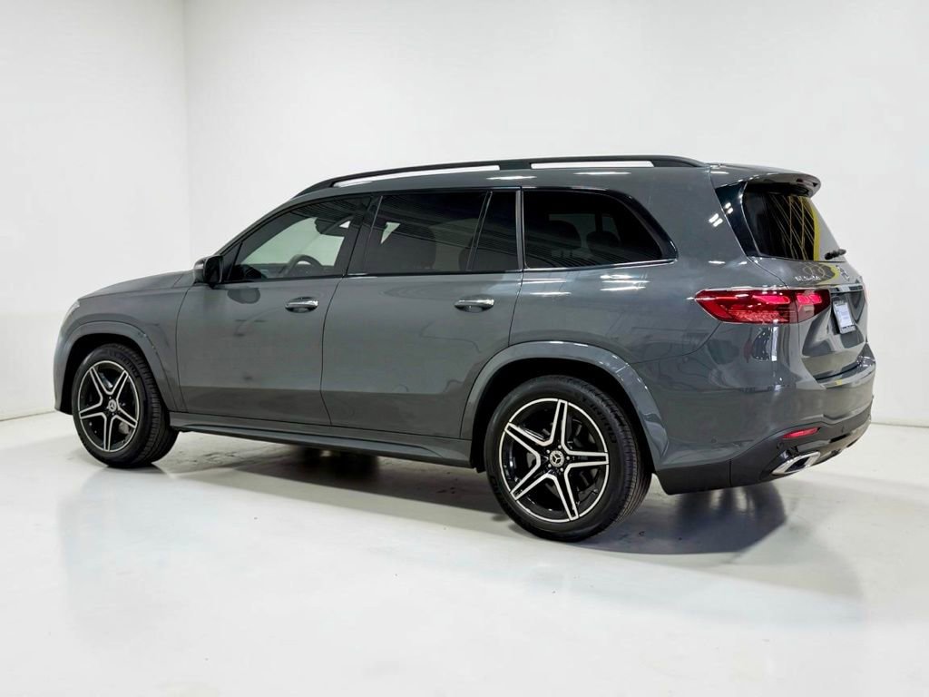 Used 2026 Mercedes-Benz GLS 450 4MATIC image 23