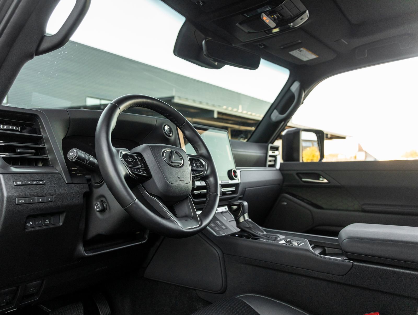 Used 2024 Lexus GX 550 550 Overtrail image 24