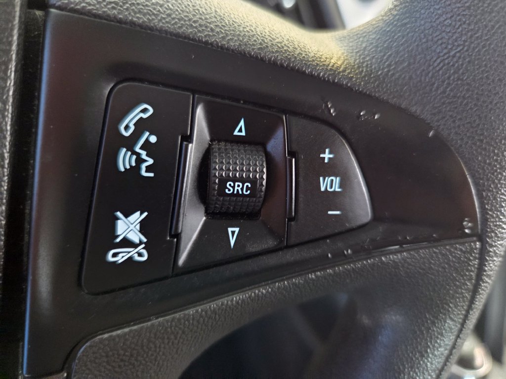 Used 2016 Chevrolet Equinox L FWD image 30