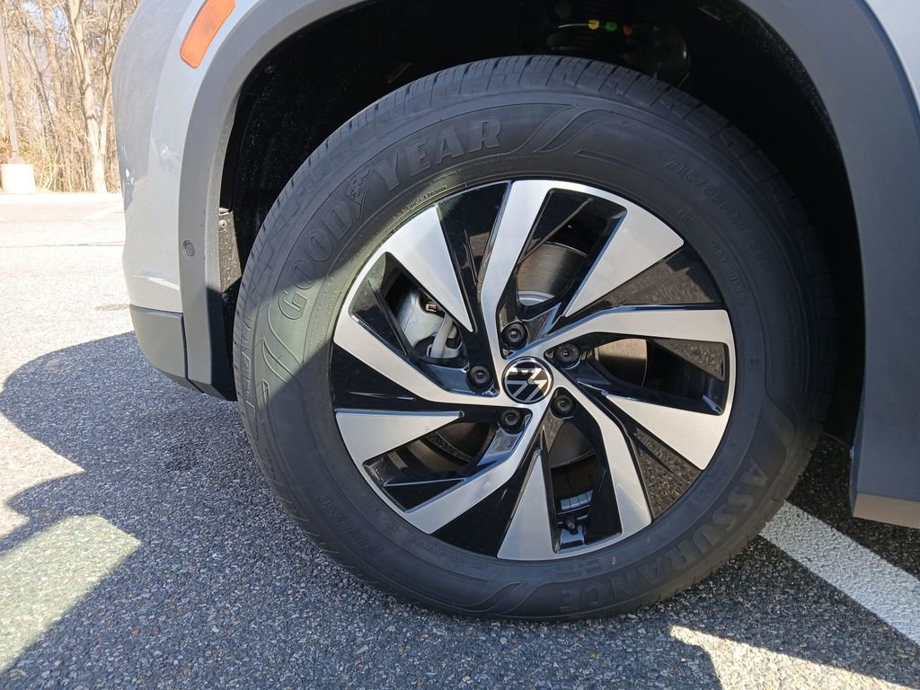 New 2026 Volkswagen Tiguan S image 25