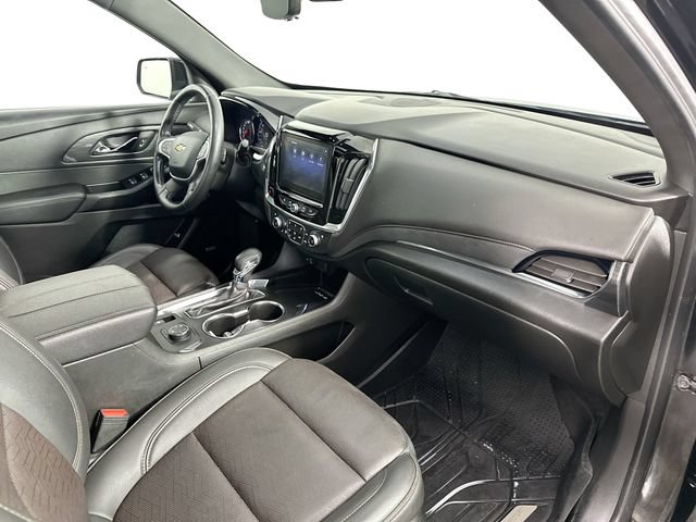 Used 2023 Chevrolet Traverse High Country w/ LPO, Floor Liner Package AWD/4WD image 32