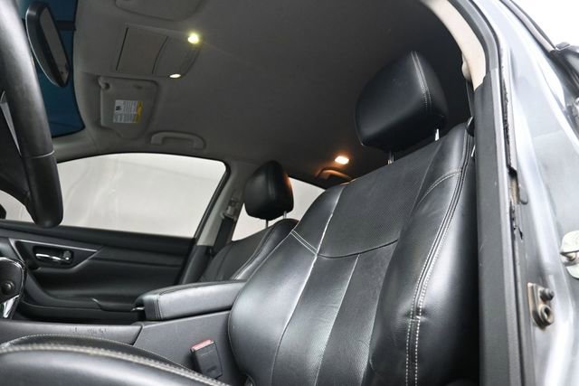 Used 2017 Nissan Altima 2.5 SL FWD image 10