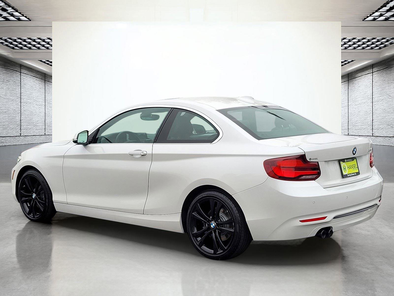 Used 2020 BMW 230i Coupe w/ Convenience Package RWD image 9