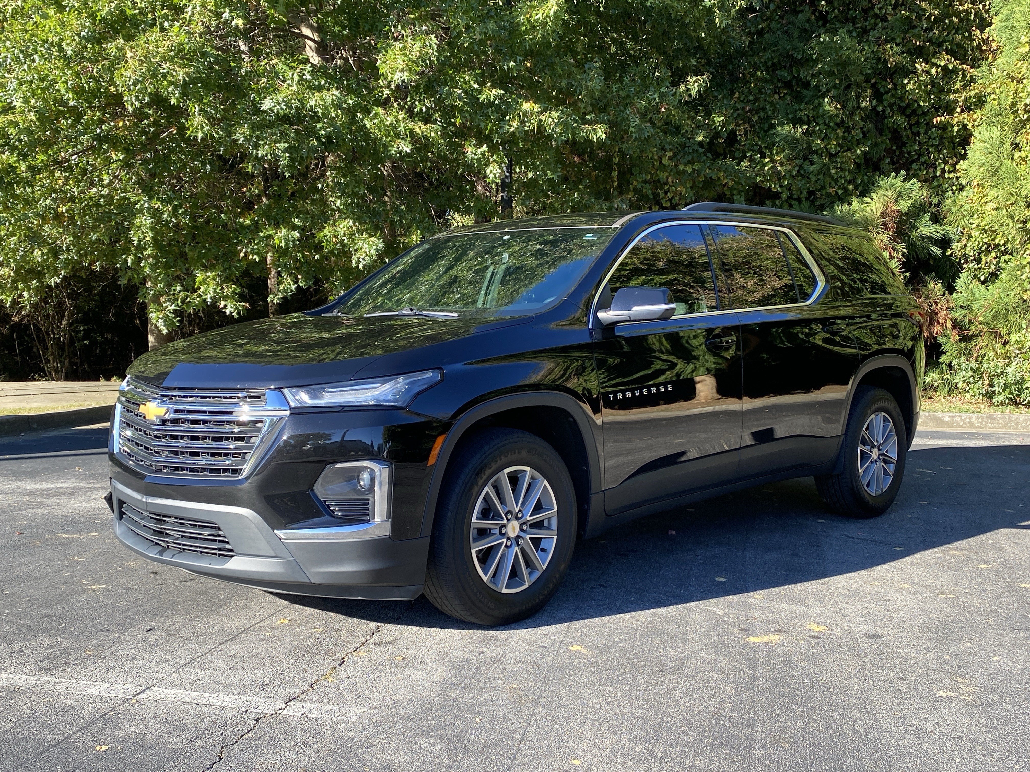 Used 2023 Chevrolet Traverse LT FWD image 5