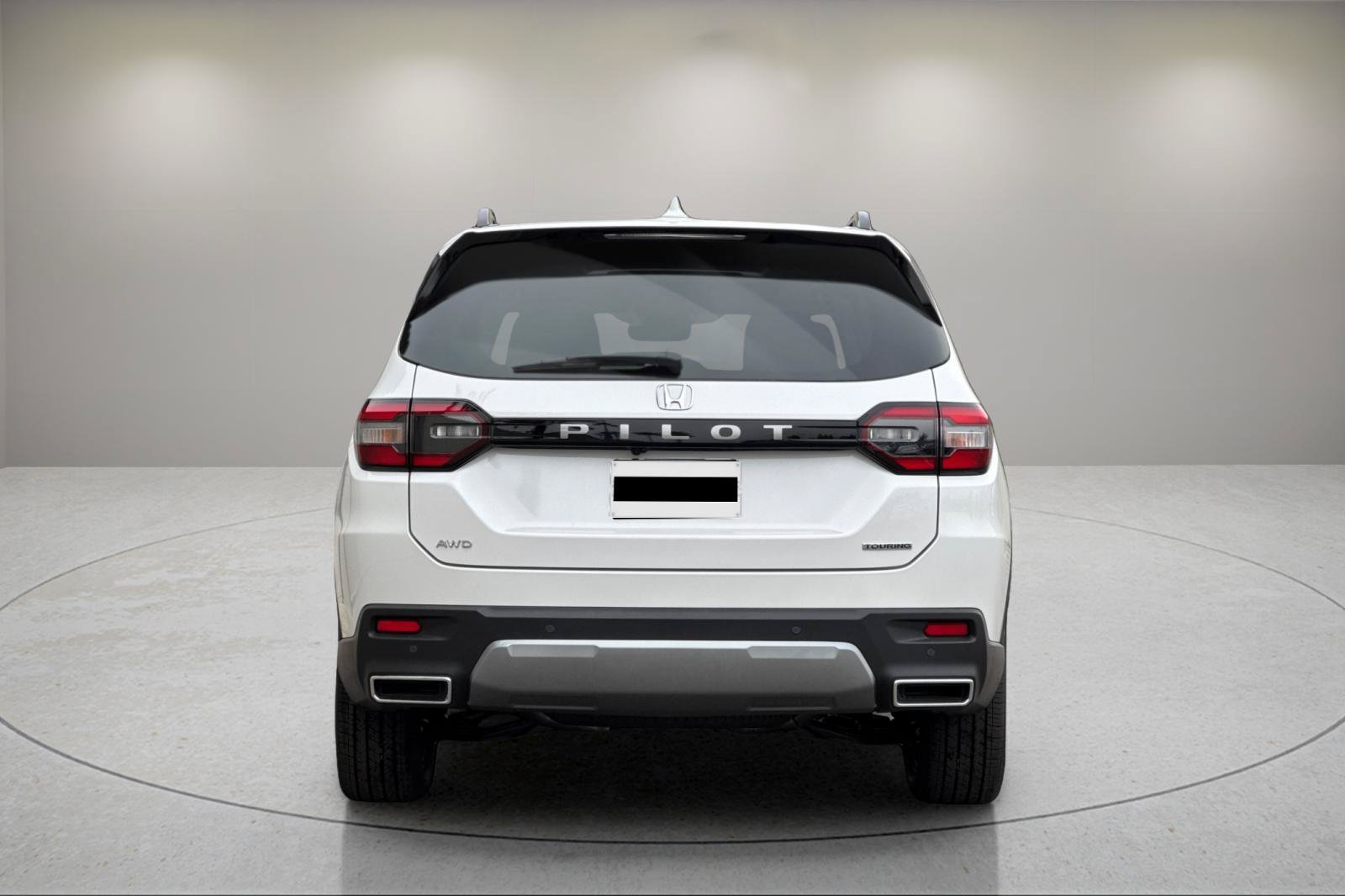 New 2026 Honda Pilot Touring image 4