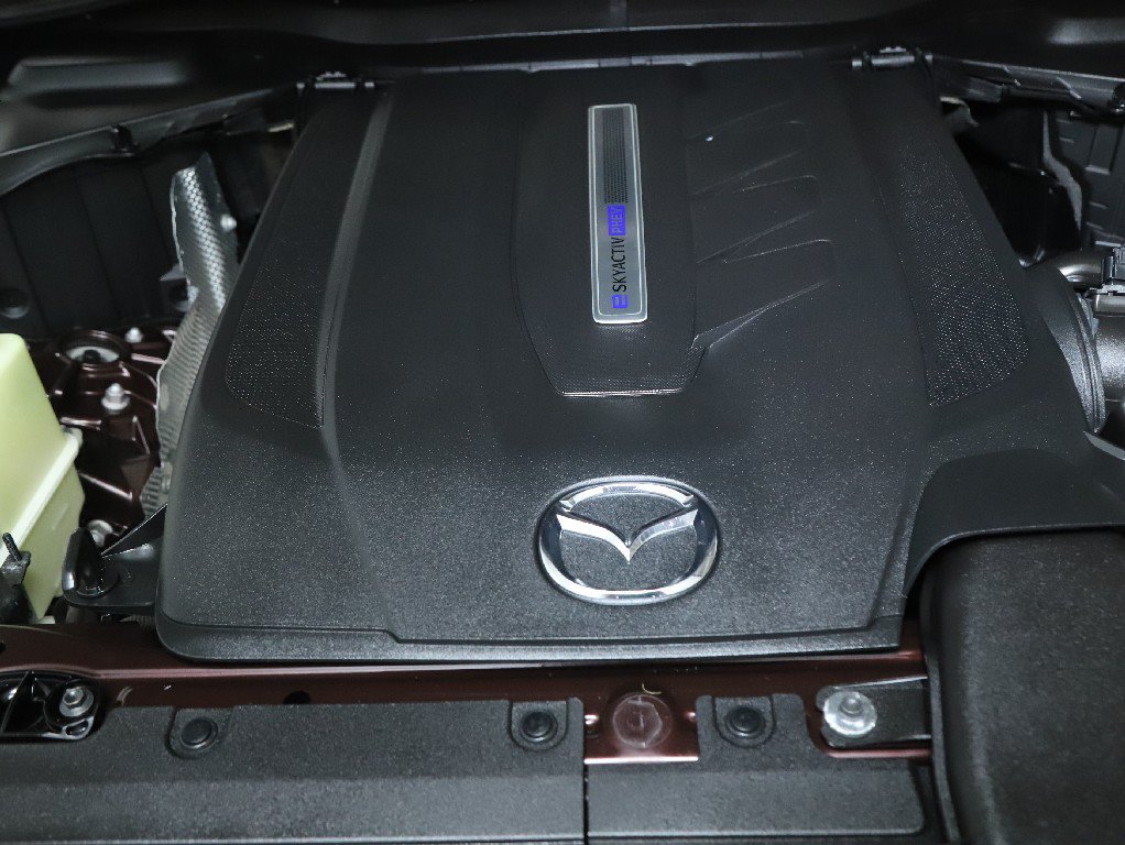 Used 2024 MAZDA CX-90 Plug-In Hybrid w/ Premium Plus AWD/4WD image 38
