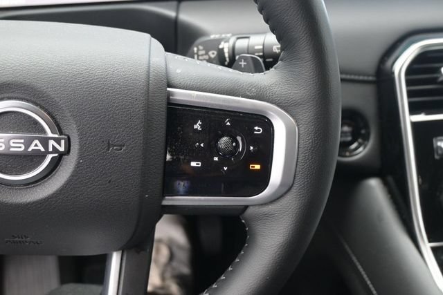 Used 2025 Nissan Armada SL RWD image 29