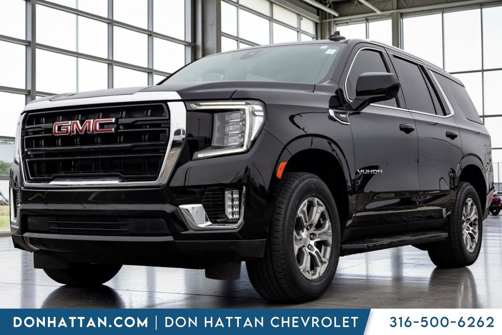 Used 2022 GMC Yukon SLE AWD/4WD image 1