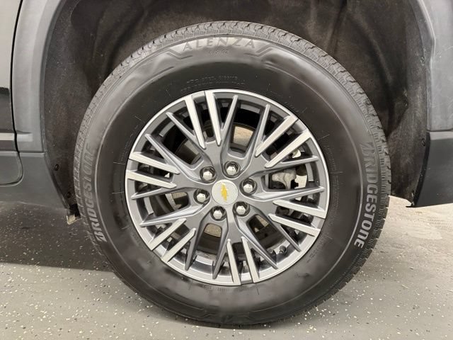 Used 2026 Chevrolet Traverse LT AWD/4WD image 19