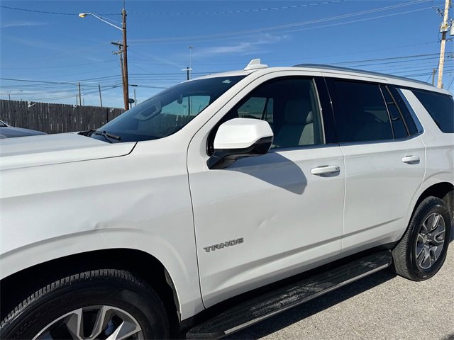Used 2023 Chevrolet Tahoe LT w/ Luxury Package image 35