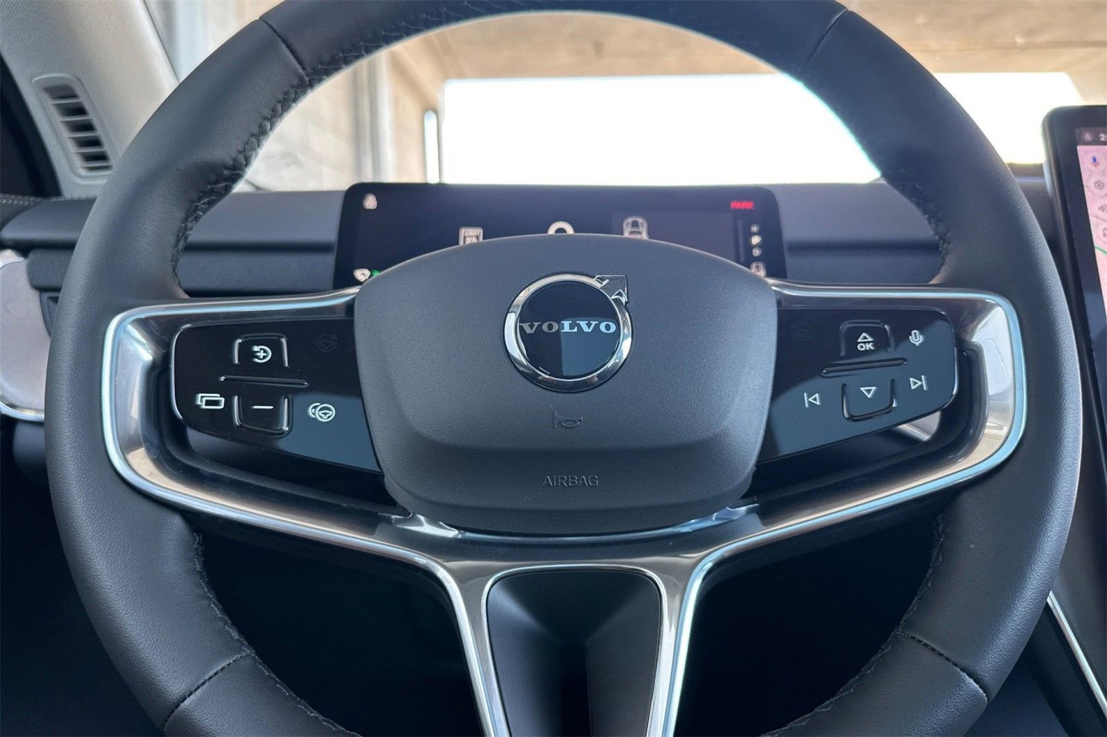 New 2025 Volvo EX90 Ultra image 23