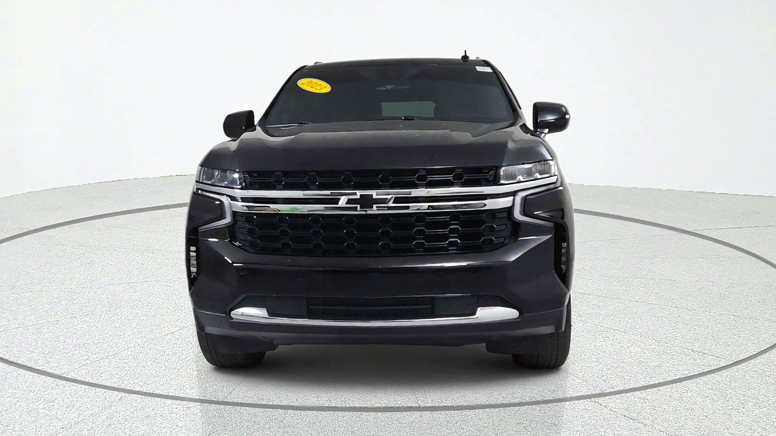 Used 2023 Chevrolet Tahoe LS AWD/4WD image 2