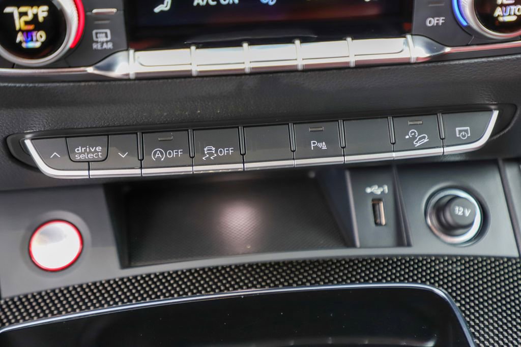 Used 2024 Audi SQ5 Premium Plus image 27