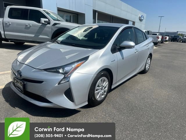 Used 2017 Toyota Prius Two w/ Carpet Mat Package FWD image 3