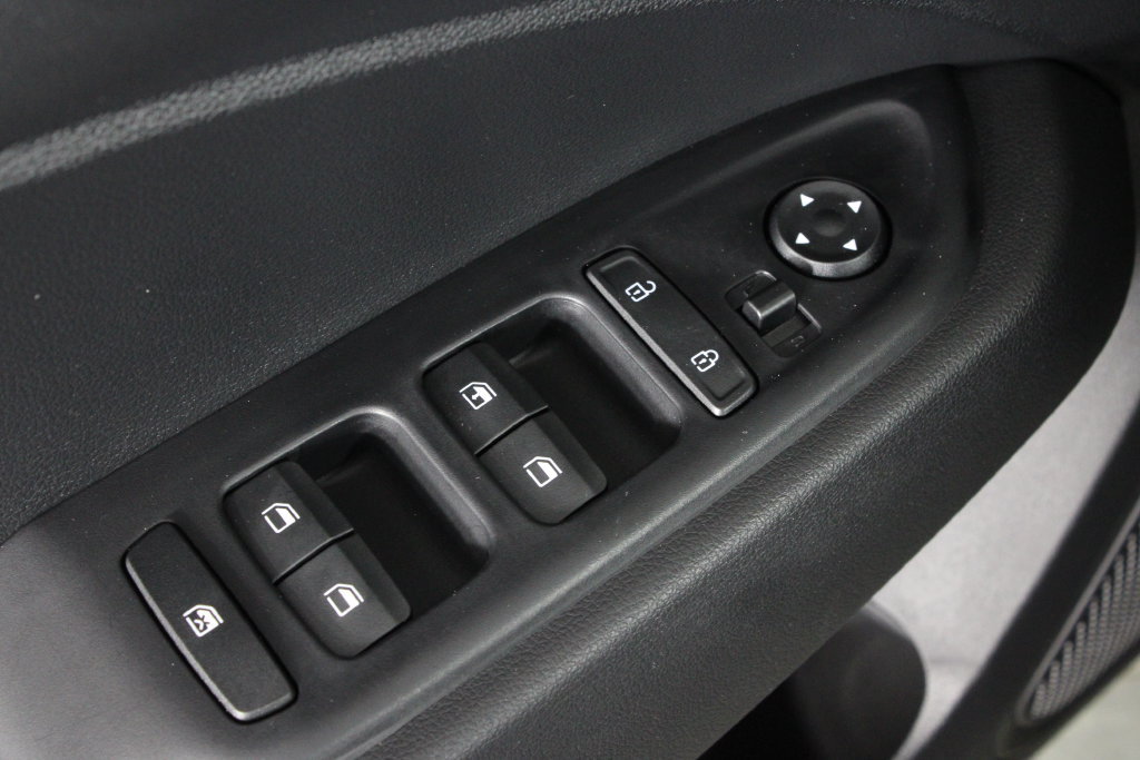 Certified 2026 Hyundai Venue SE FWD image 23