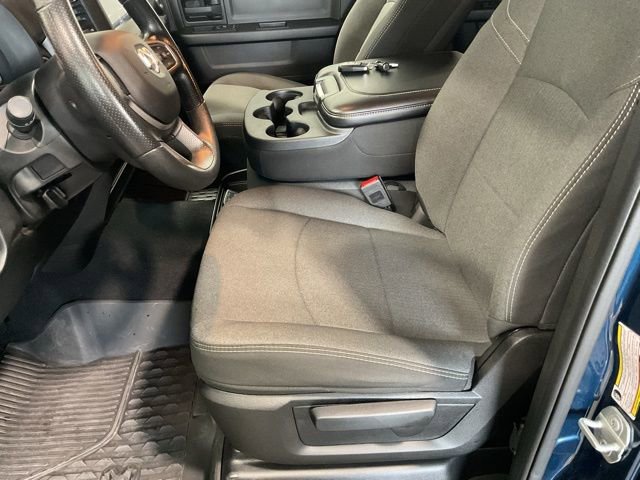 Used 2024 RAM 2500 Tradesman w/ Chrome Appearance Group image 10