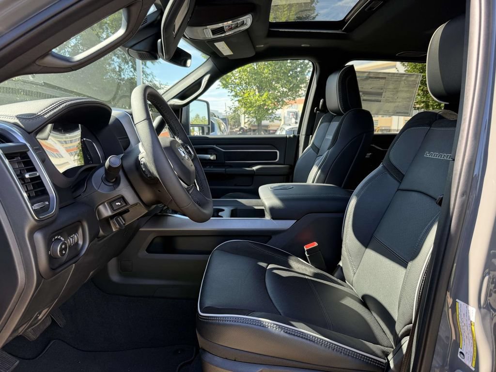 New 2026 RAM 3500 Laramie AWD/4WD image 14
