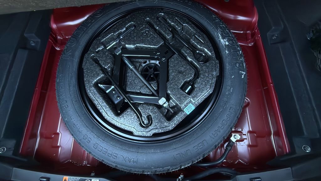 Used 2021 Genesis G70 2.0T w/ Elite Package image 16