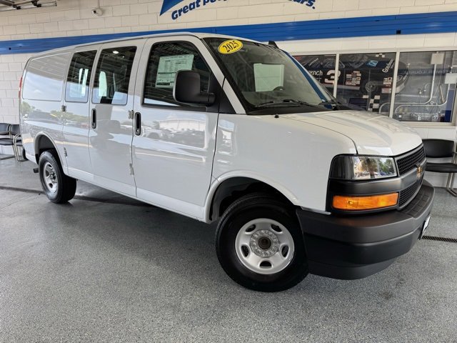 Used 2025 Chevrolet Express 2500 w/ Driver Convenience Package image 2