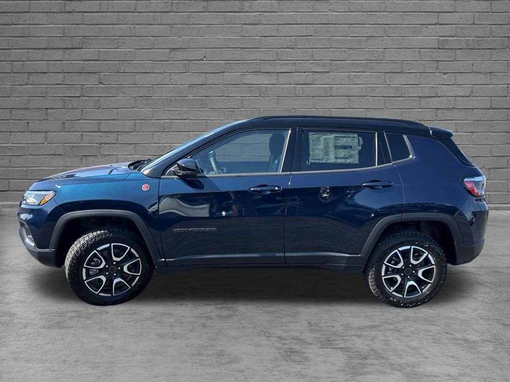 New 2026 Jeep Compass Trailhawk w/ Sun, Sound & Navigation Group AWD/4WD image 4