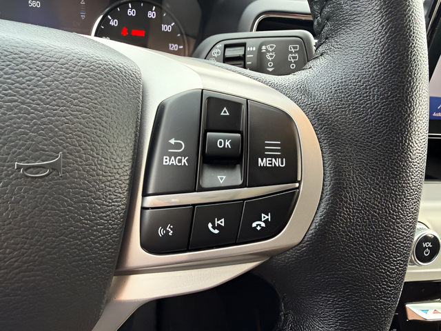 Used 2023 Ford Explorer XLT w/ Equipment Group 202A AWD/4WD image 21