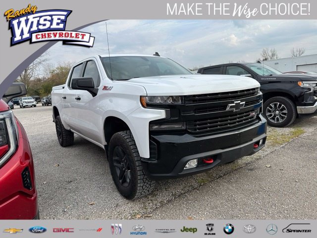 Used 2021 Chevrolet Silverado 1500 LT Trail Boss w/ Convenience Package II AWD/4WD image 1
