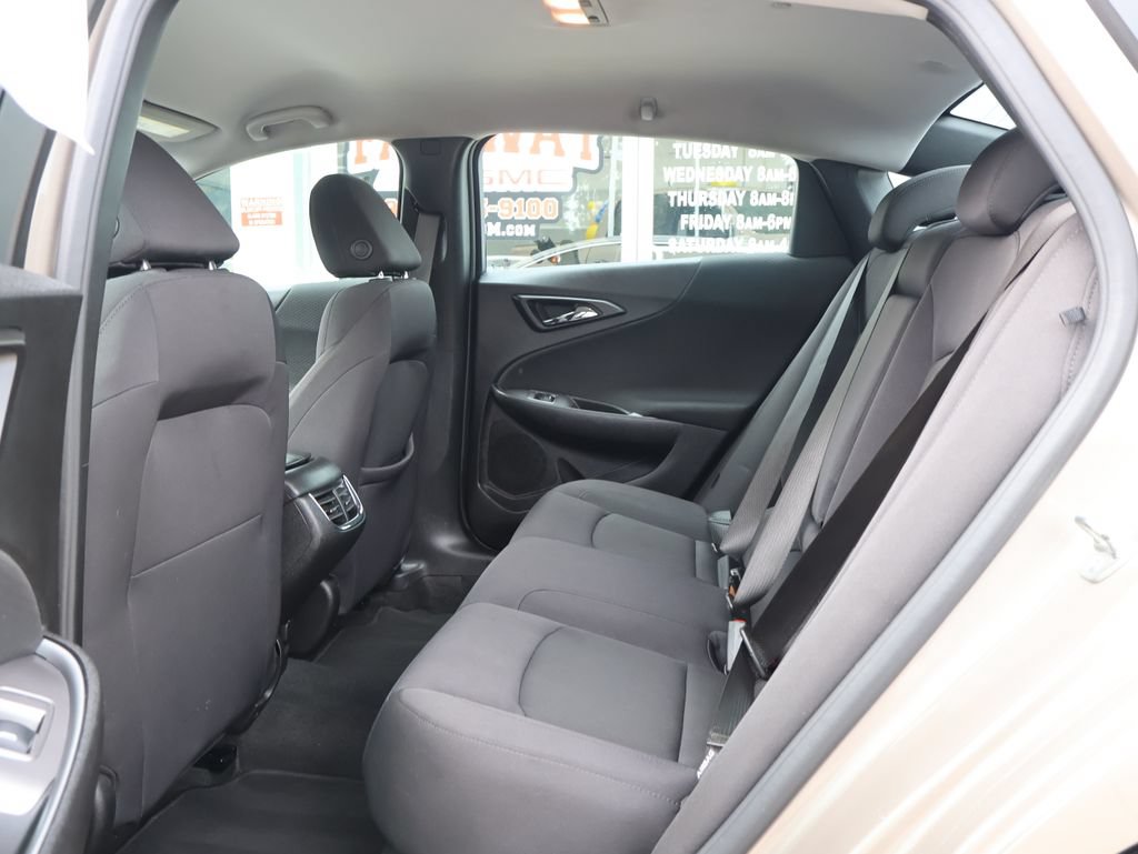 Certified 2025 Chevrolet Malibu LT FWD image 25